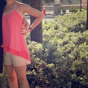 White House black market coral tank, Sz XS